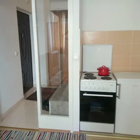 Anna Apartment *